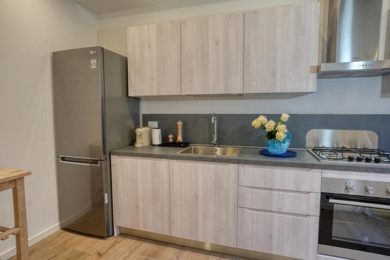 Ecco Suites Apartments Venesia Bagian luar foto